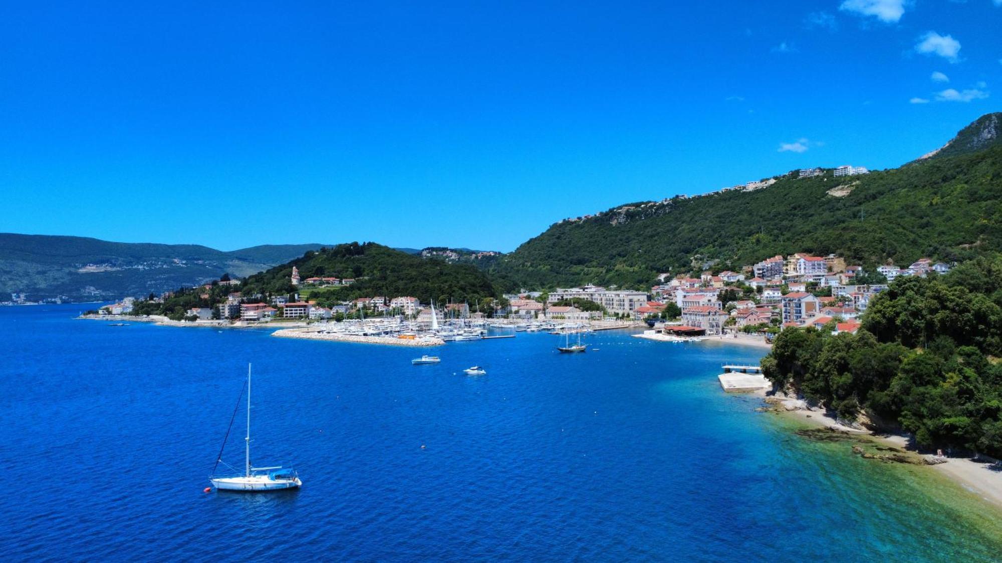 Lalovina Apartment Herceg Novi Eksteriør billede